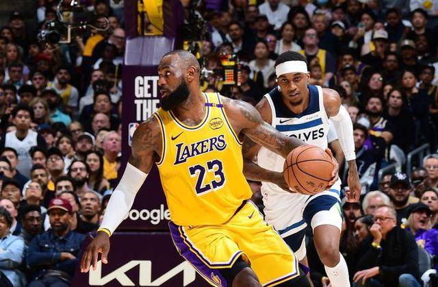 爱游戏入口-詹姆斯总决赛表现超卓，湖人一骑绝尘的简单介绍