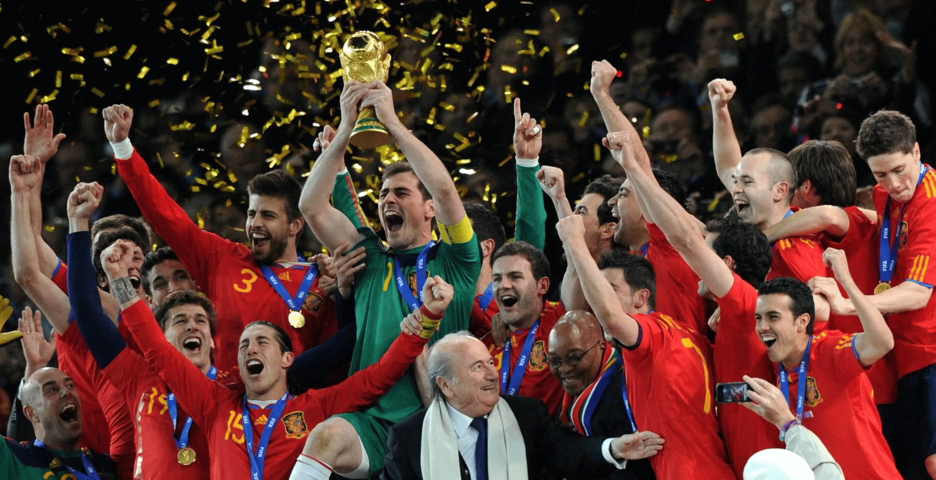 爱游戏地址-国内足球宝刀未老，豪门球队强势登场