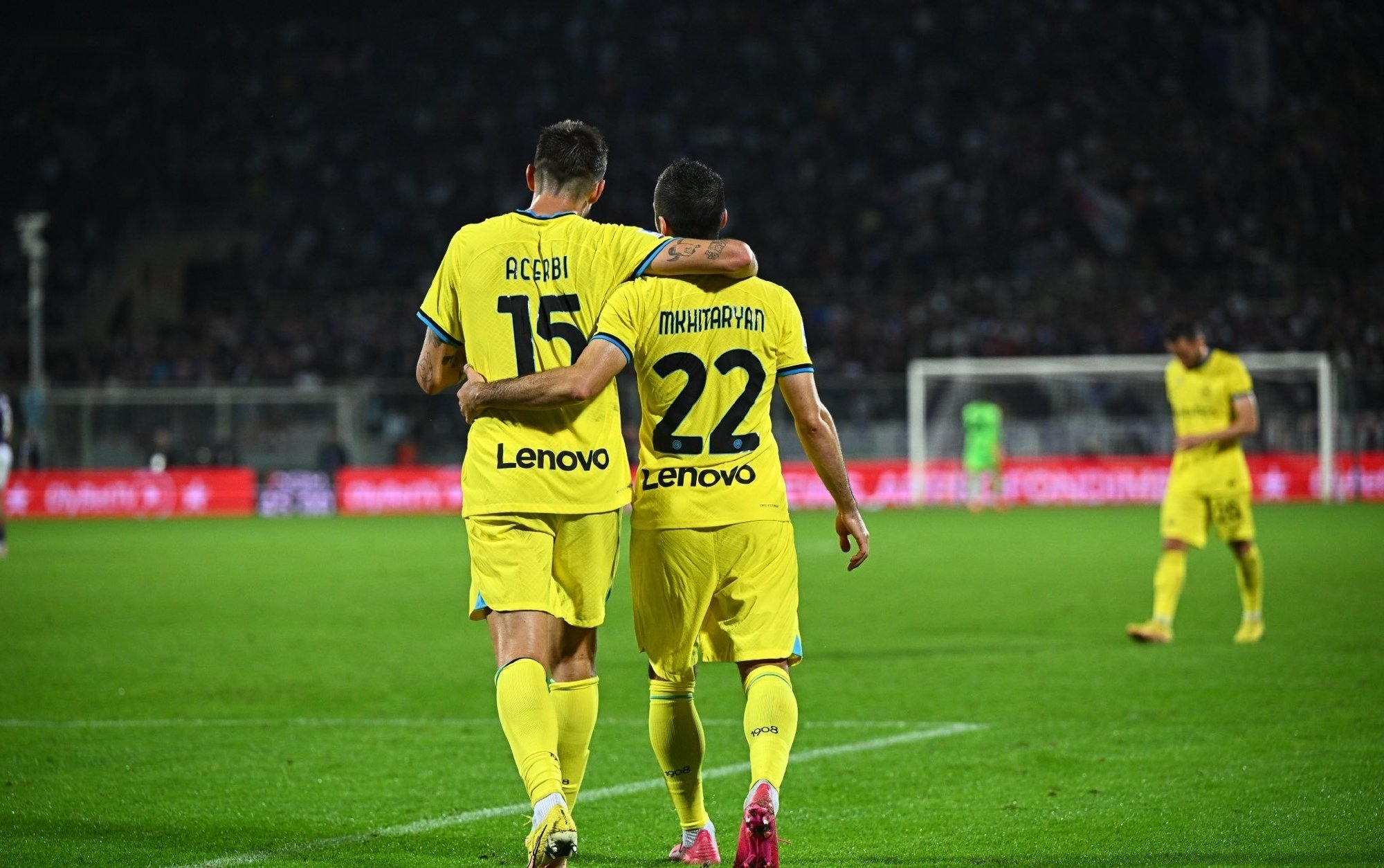 爱游戏在线-国际米兰中场核心状态回勇,对球队帮助大的简单介绍