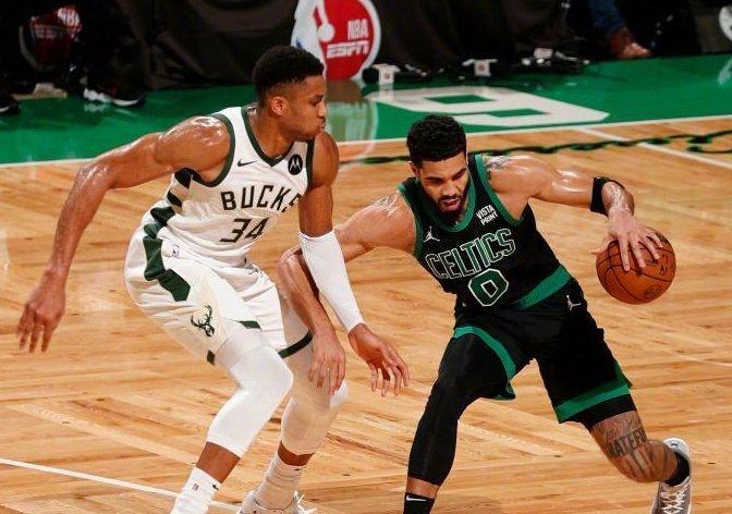 爱游戏下载-包含里昂主场险胜，成功守住三分优势的词条