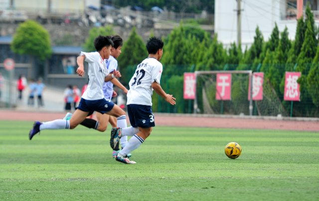 爱游戏官方入口-激战拉锯!国内足球联赛冠军赛落下帷幕