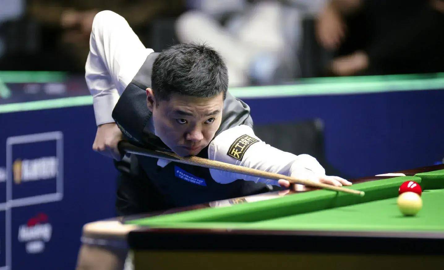 爱游戏app下载-对手全力反扑，但某队坚韧不拔守住胜局