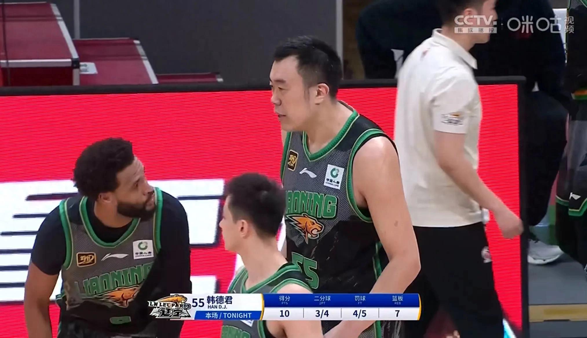 爱游戏网站-辽宁队逆袭吉林，成功占据优势