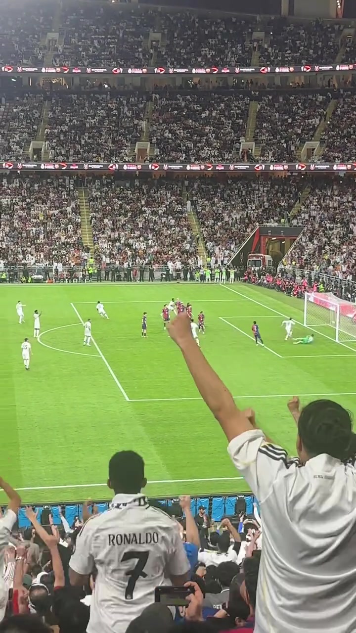 爱游戏登录-包含皇家马德里破门得分,晋级表现抢眼的词条