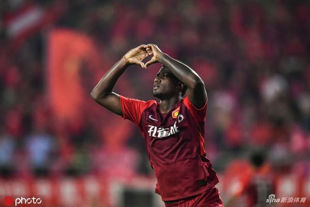 爱游戏app下载-富力客场逆转鲁能，客场斩获积分三分！