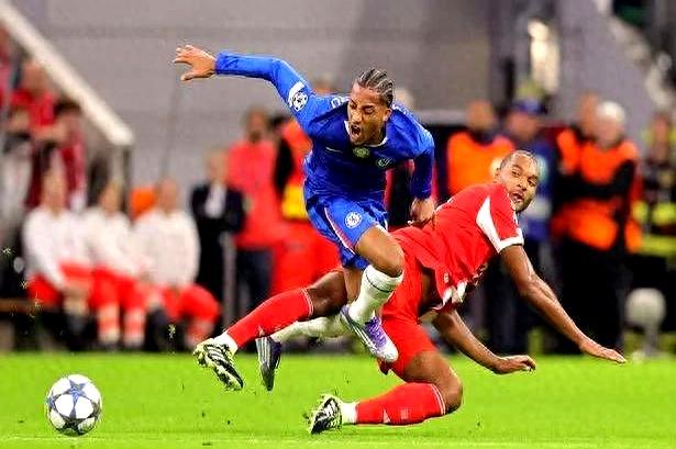 关于拜仁慕尼黑主场大胜切尔西,取得虽胜却争议的信息