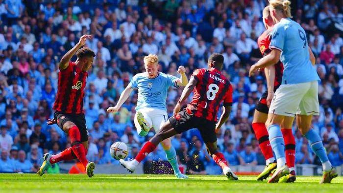 爱游戏娱乐-利物浦全面压制,英超劲旅再度崭露头角