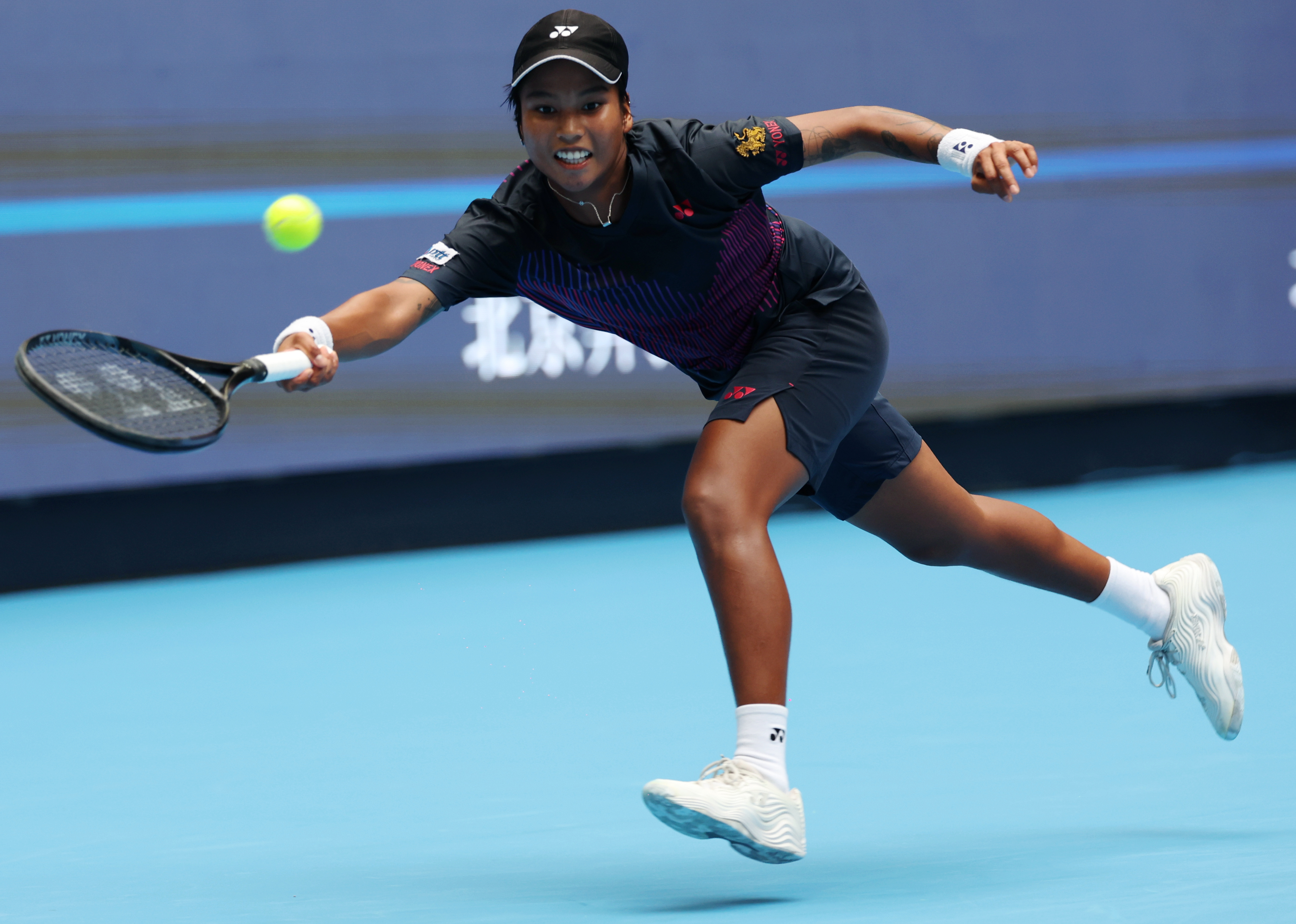 爱游戏官网入口-美国选手在网球比赛中取得胜利,成为焦点