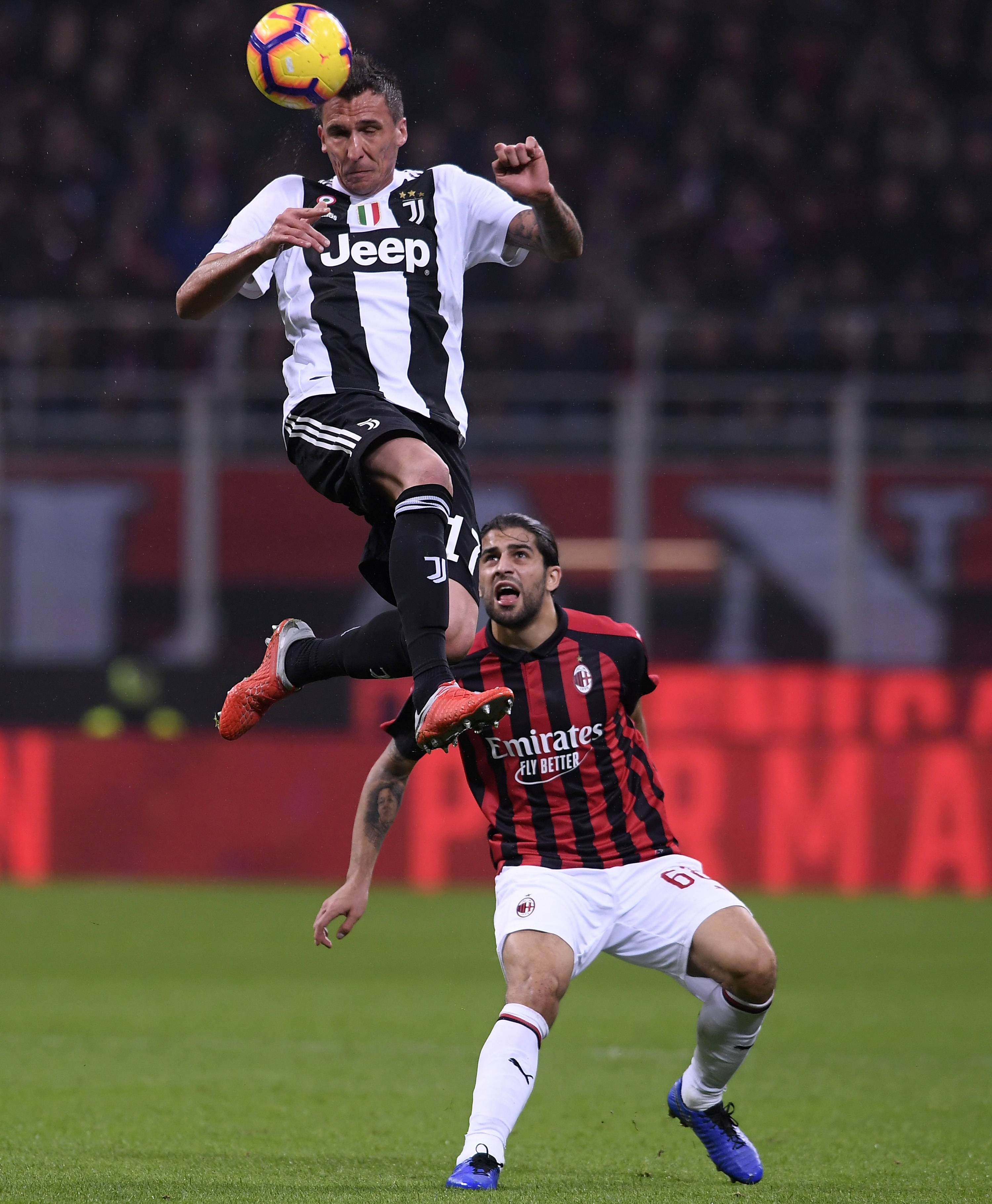 爱游戏地址-关于AC米兰主场击败对手，稳定领先位置牢固榜首的信息