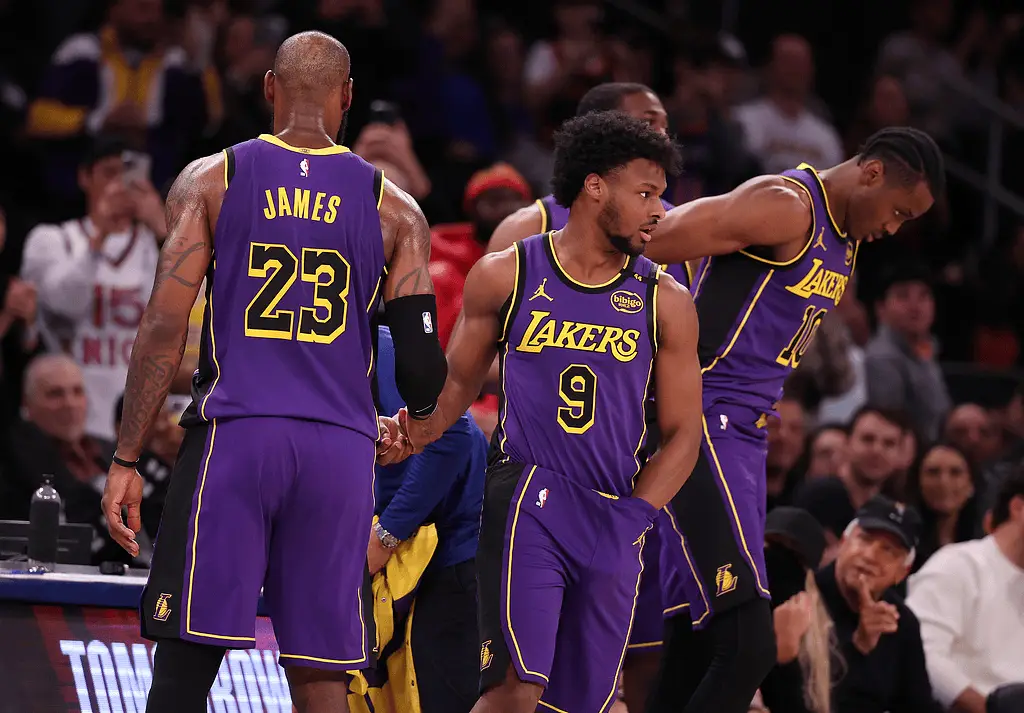 爱游戏地址-勇士力克湖人,取得五连胜