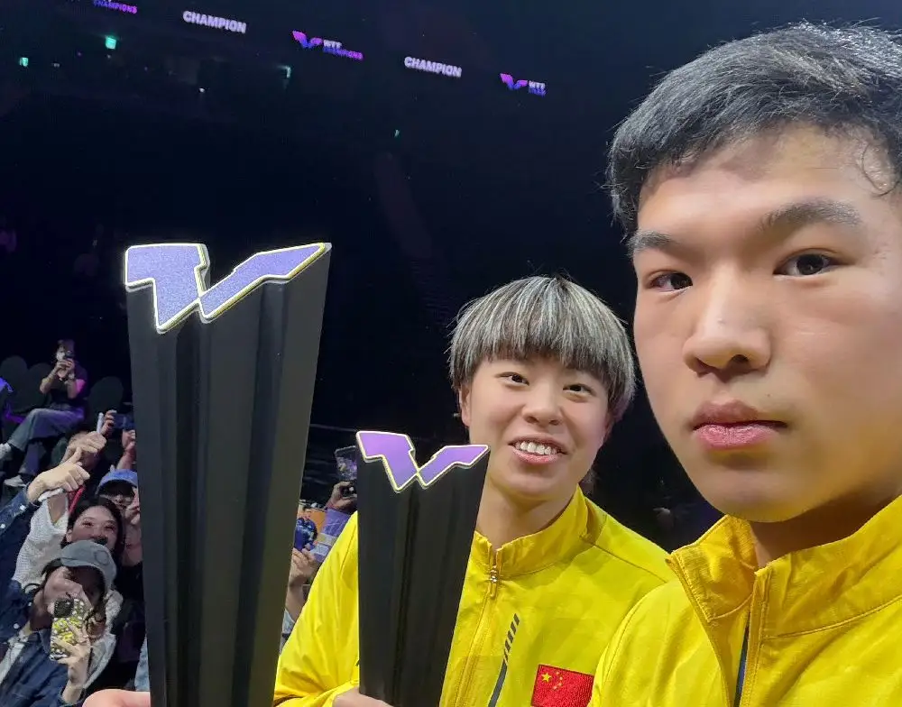 爱游戏亚洲官网-包含球员光芒四射,比赛舞台上演风采的词条