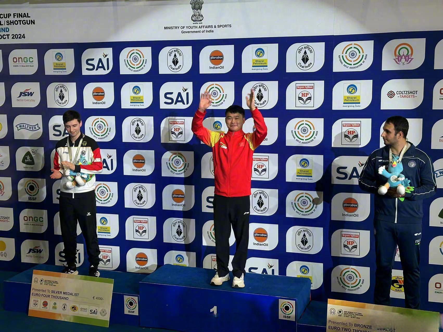 爱游戏教练-印度运动员在射击比赛中创造佳绩