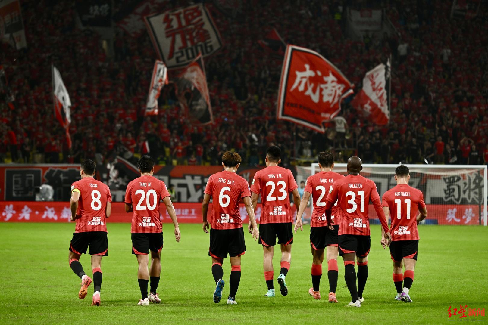 爱游戏中国官网-比赛中球员个人能力发挥,长短传有序串联进攻的简单介绍