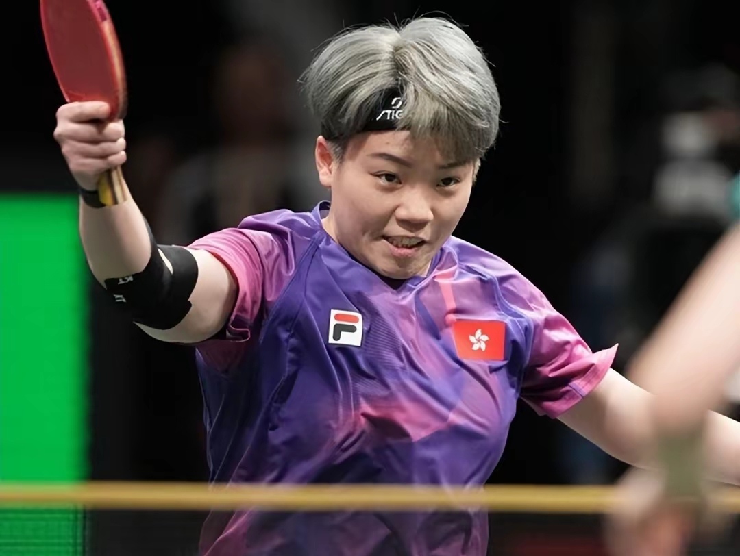 罗马尼亚选手勇夺桂冠,风采翩翩